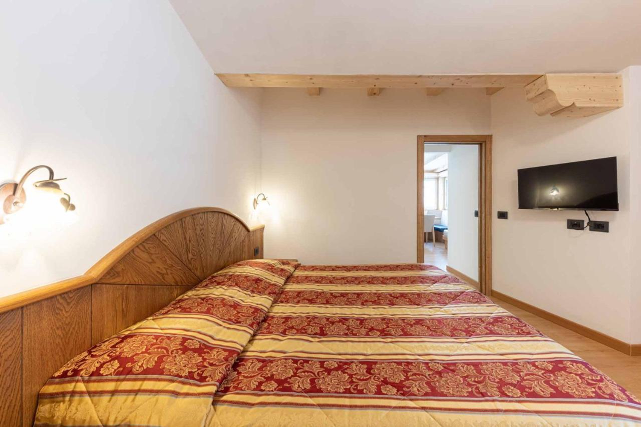 Albergo Arnica Canazei Luaran gambar