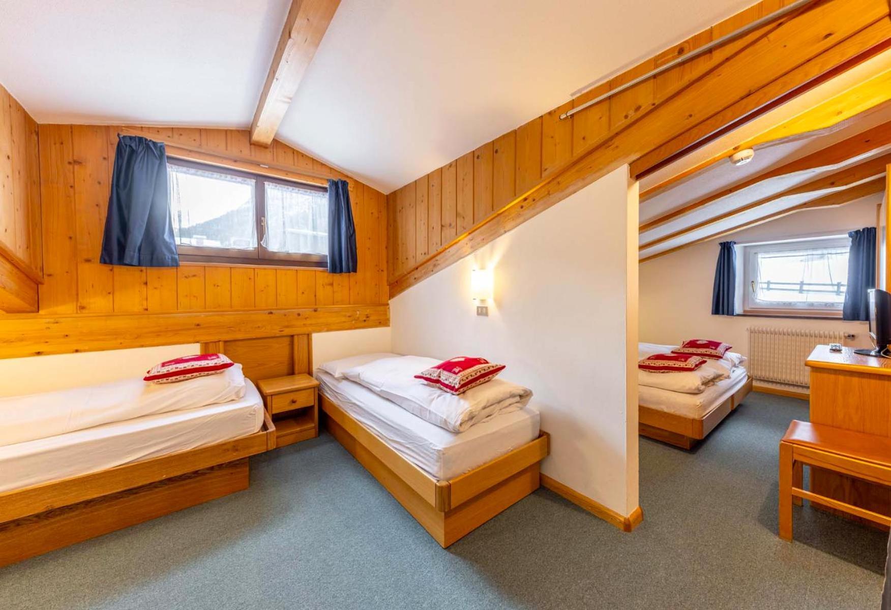 Albergo Arnica Canazei Luaran gambar