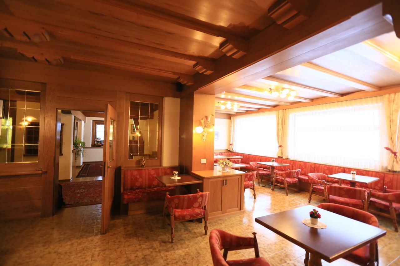 Albergo Arnica Canazei Luaran gambar